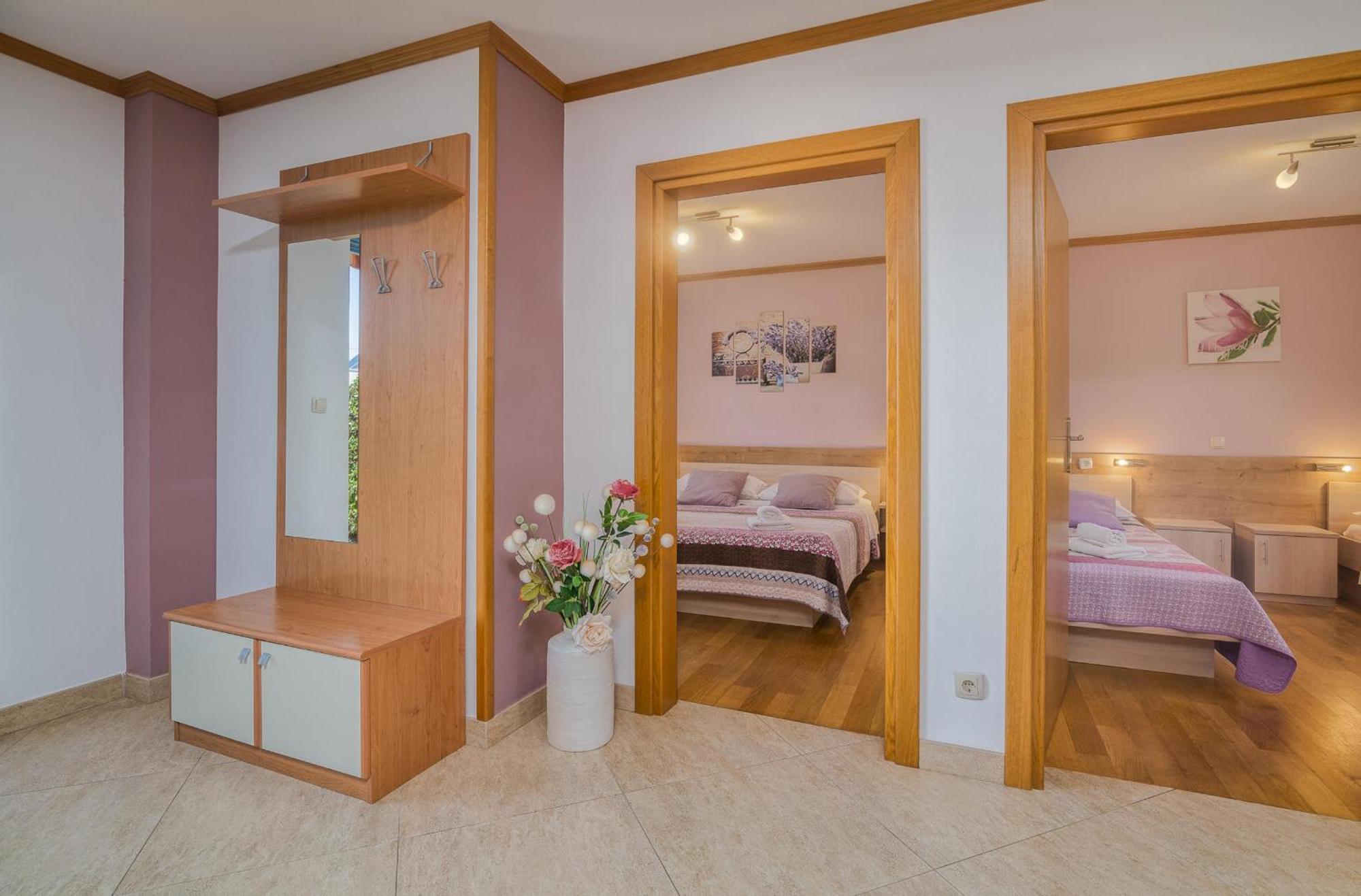 Apartments Prendivoj Malinska Luaran gambar